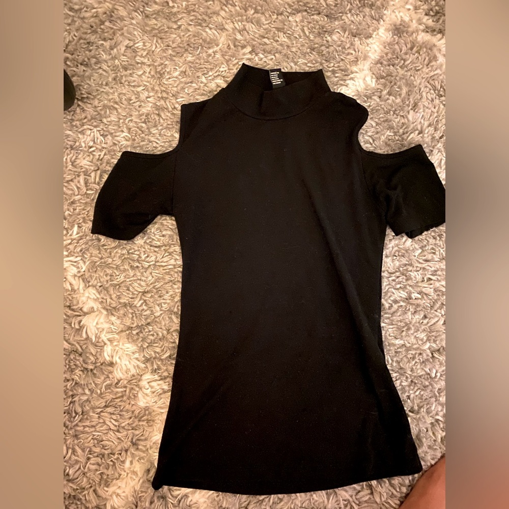 'FOREVER 21' Top